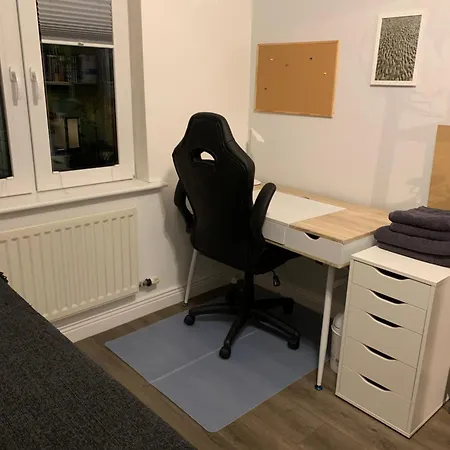 2 Bed Cozy - 15min From Dublin Airport! بيت للعطل Lusk