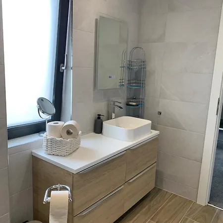 2 Bed Cozy - 15min From Dublin Airport! Hébergement de vacances
