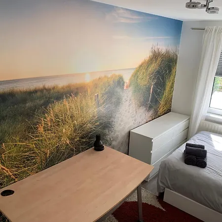 2 Bed Cozy - 15min From Dublin Airport! بيت للعطل Lusk