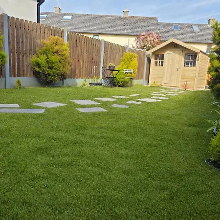 2 Bed Cozy - 15min From Dublin Airport! Lusk