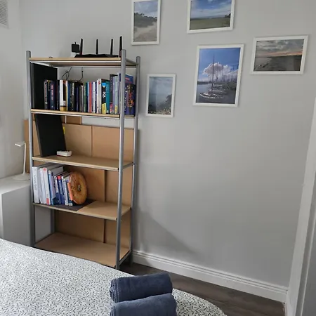 Feriehus 2 Bed Cozy - 15min From Dublin Airport! *