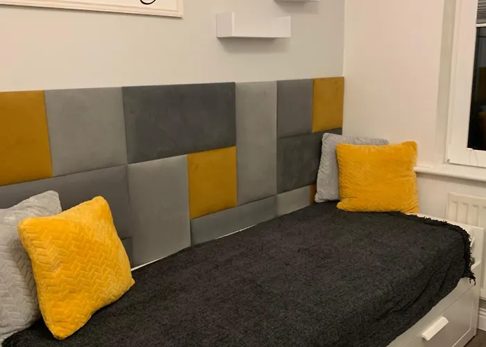 Дом отдыха 2 Bed Cozy - 15min From Dublin Airport! Lusk